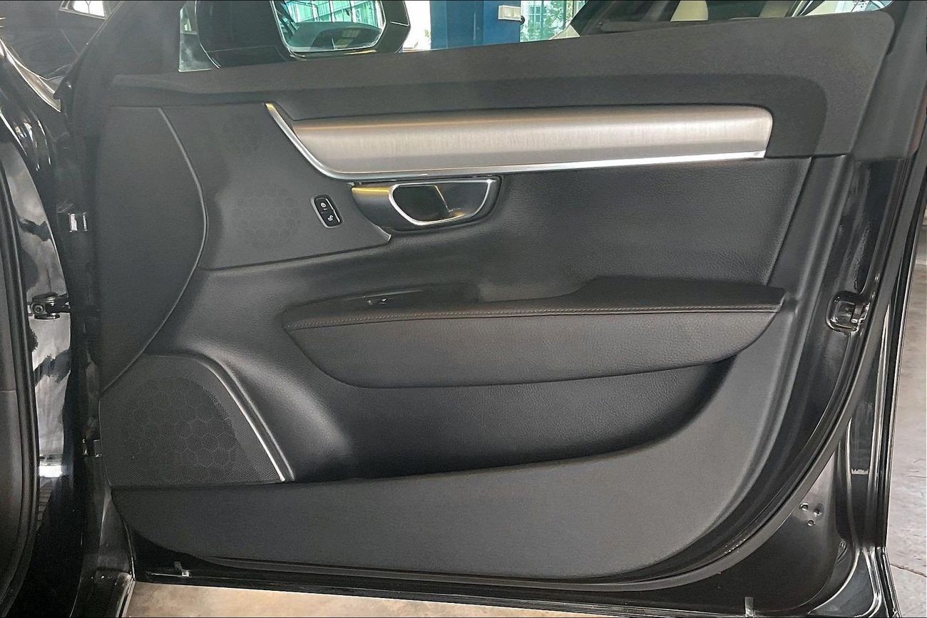 Volvo S90 T5 Momentum | Guaranteed Warranty | 0 Down Payment