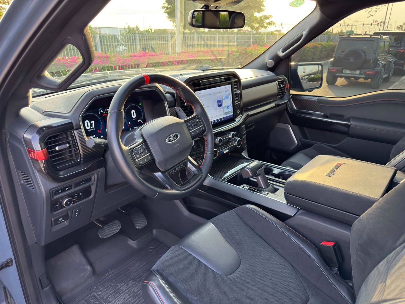 Ford F 150 Raptor GCC SPEC NEAT AND CLEAN