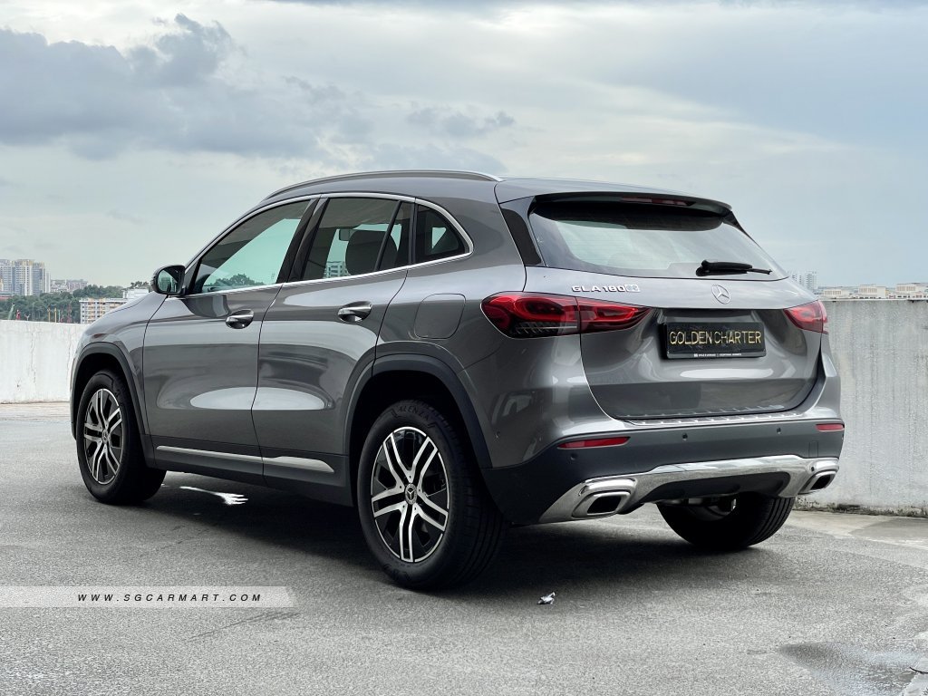 Mercedes-Benz GLA 35 AMG exterior - Rear Right Angled