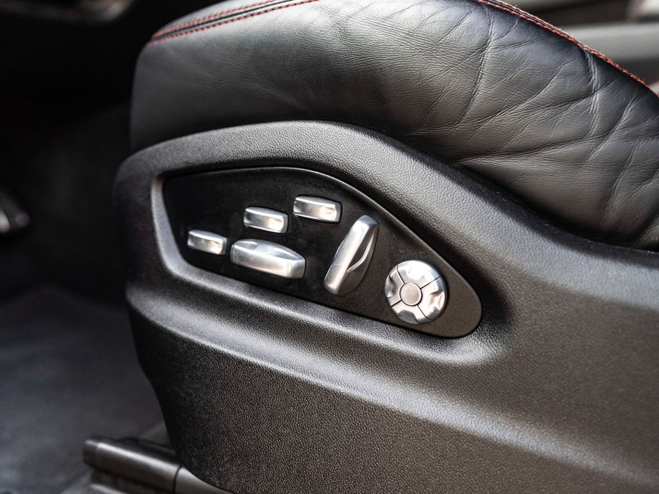 Porsche Cayenne GTS 4.0L (460 HP)