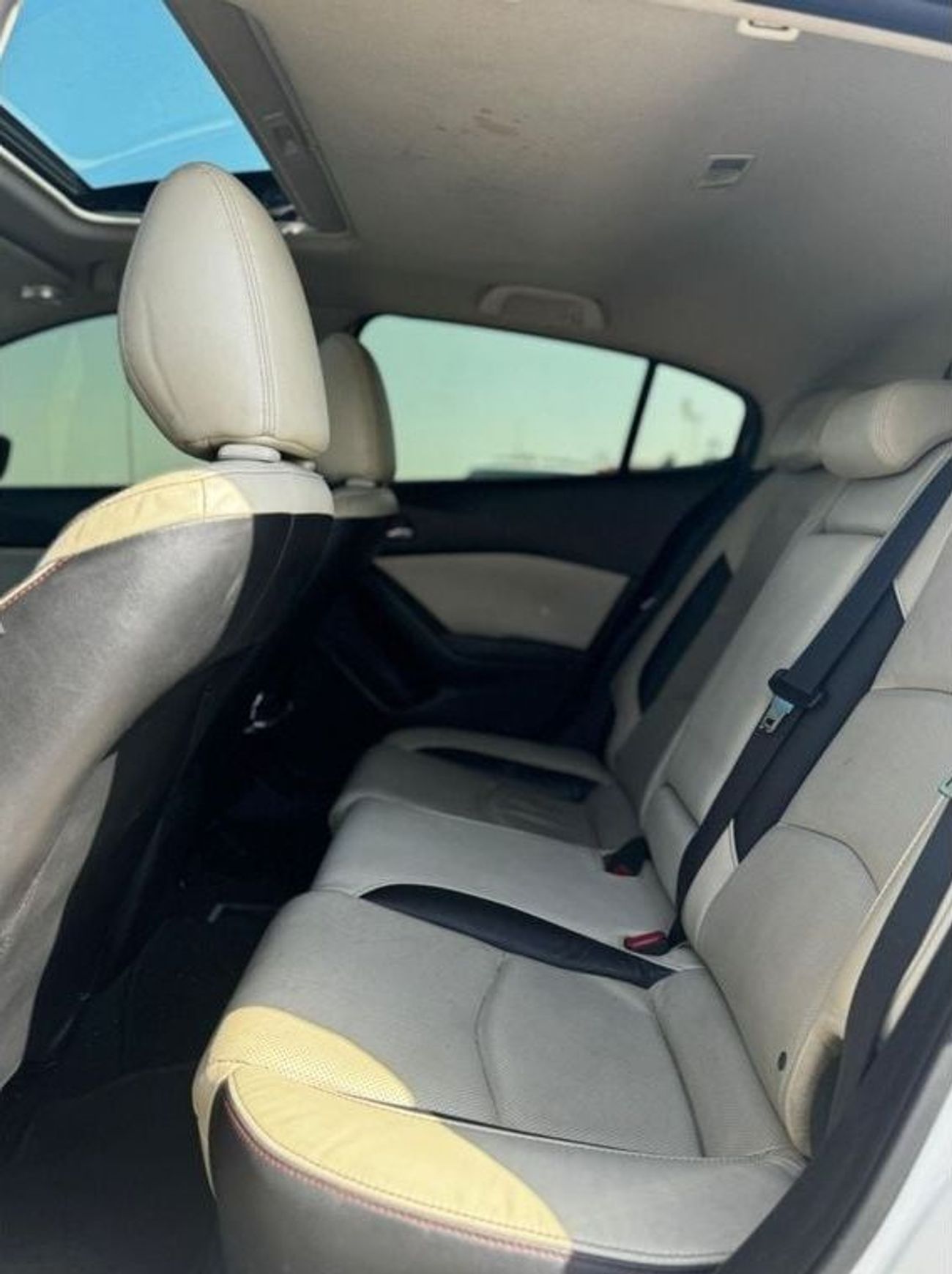 Mazda 3 R 2.0L (155 HP) Hatchback