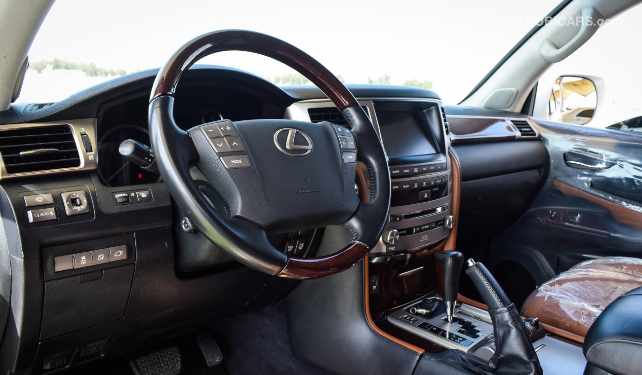 Lexus LX570 S