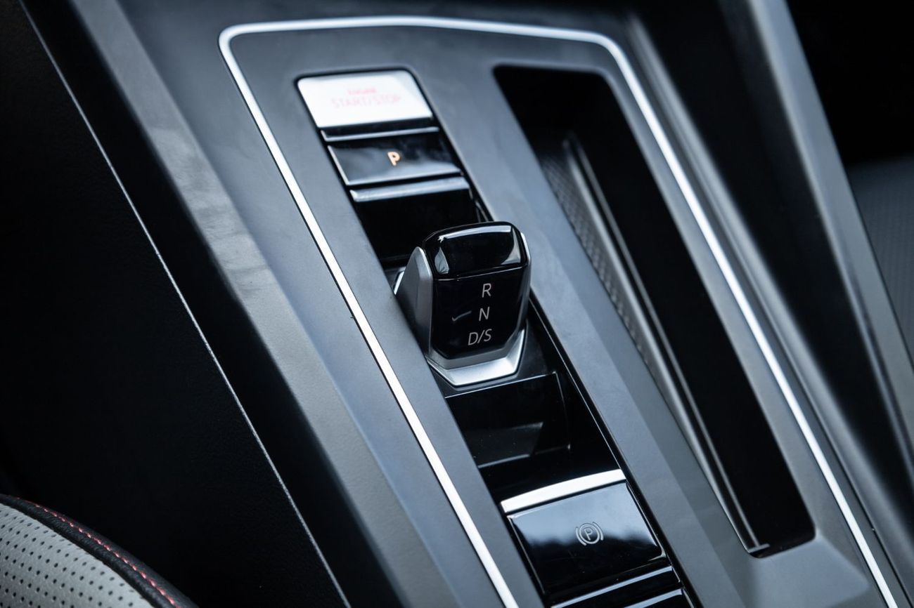 Volkswagen Golf GTI Leather 2.0L