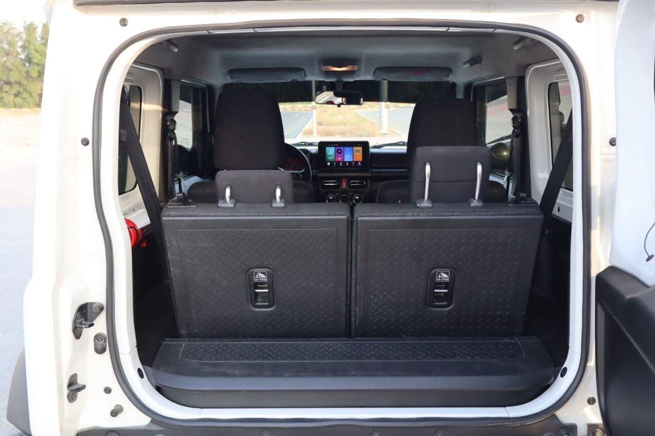 Suzuki Jimny GLX 1.5L (3-Doors)