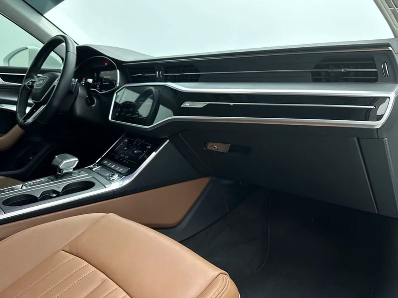 Audi A6 Sedan Advanced 40 TFSI 190hp Business (Ref# 011752)