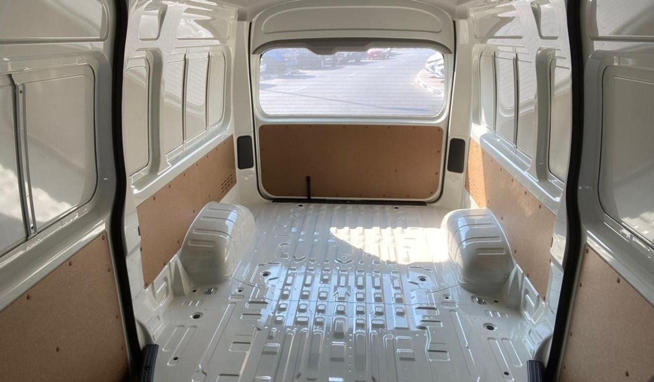 تويوتا هاياس 2025 Hiace Cargo High Roof 3.5L, Swing Door