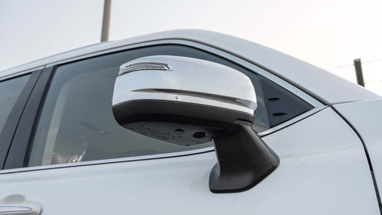 Toyota Land Cruiser 2026 Toyota Land Cruiser VXR 3.5L AT Petrol (Without body kits) White