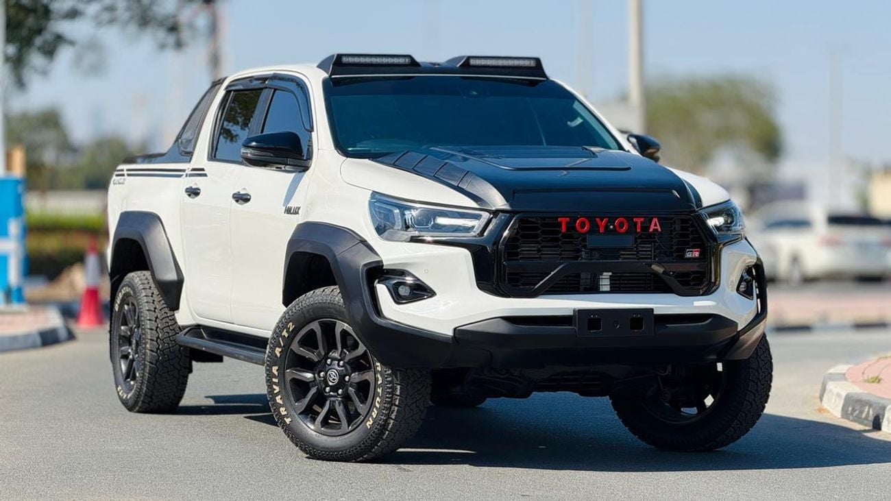 Toyota Hilux GR KITT install