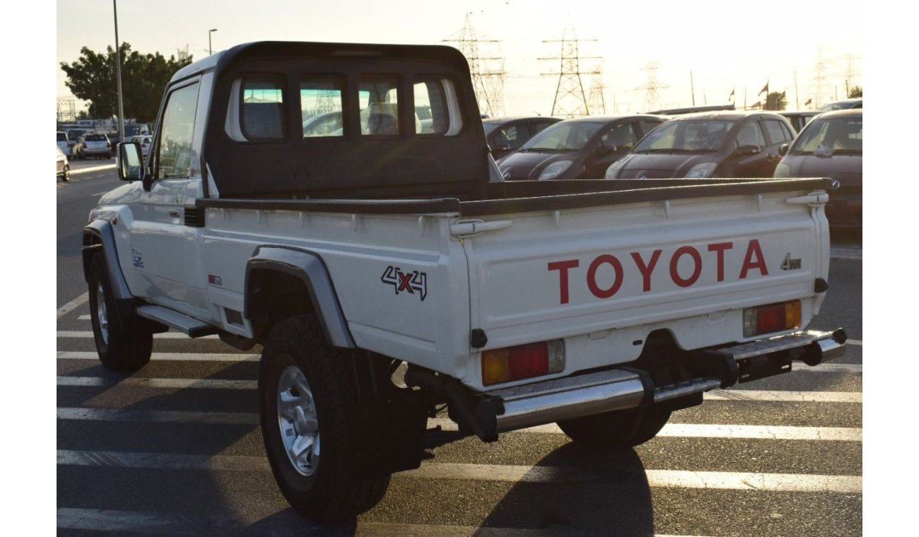 Toyota Land Cruiser Pickup SINGLE CABIN