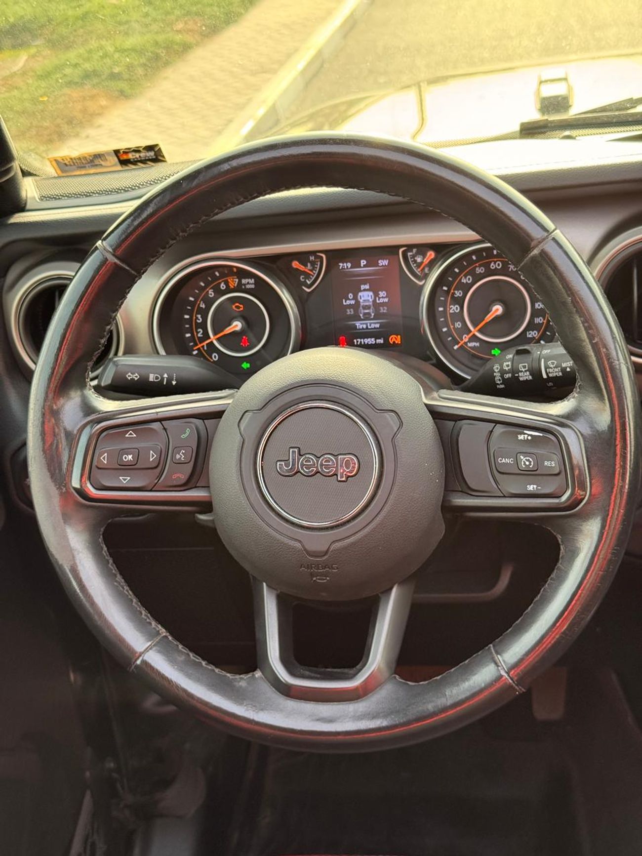 Jeep Wrangler Sport 3.6L A/T