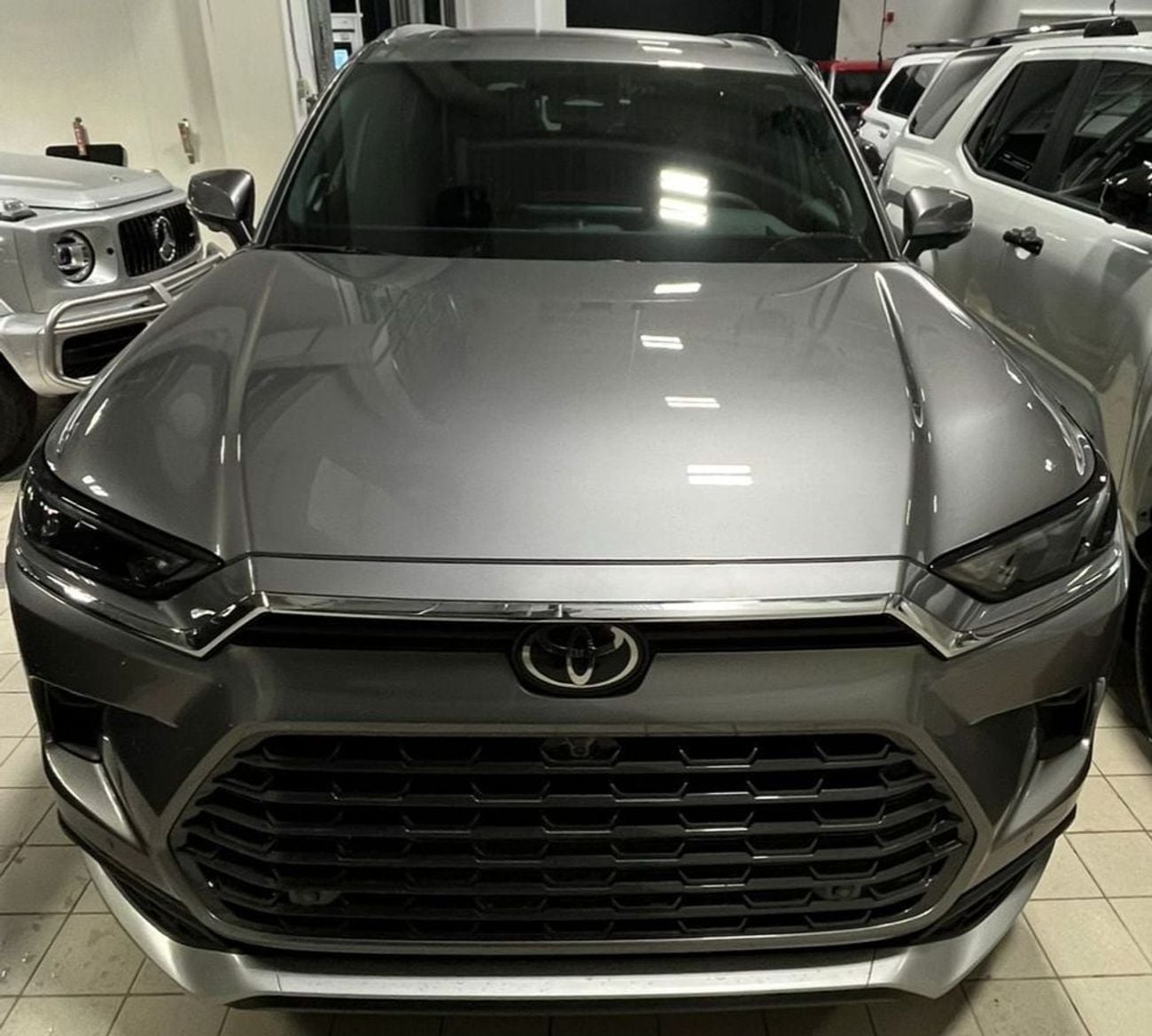 Toyota Grand Highlander Platinum Hybrid Max