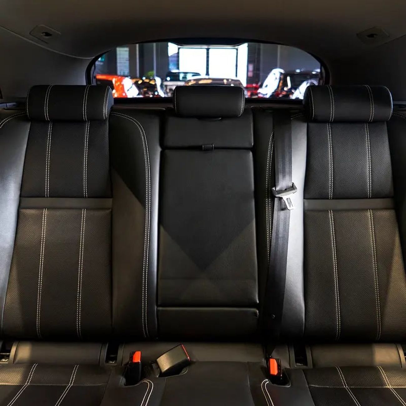 Land Rover Range Rover Velar P250 S 2.0L Petrol AED 1,781 p.m • 0% Downpayment • Velar P250 S • 1 Year Warranty