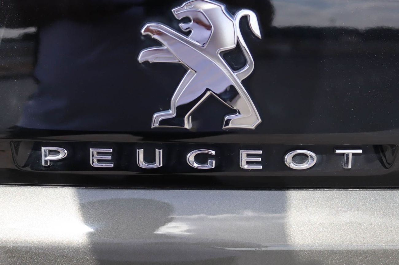 بيجو 5008 اكتيف بيجو 5008 2019 خليجي بحالة ممتازة بدون صبغ بدون حوادث