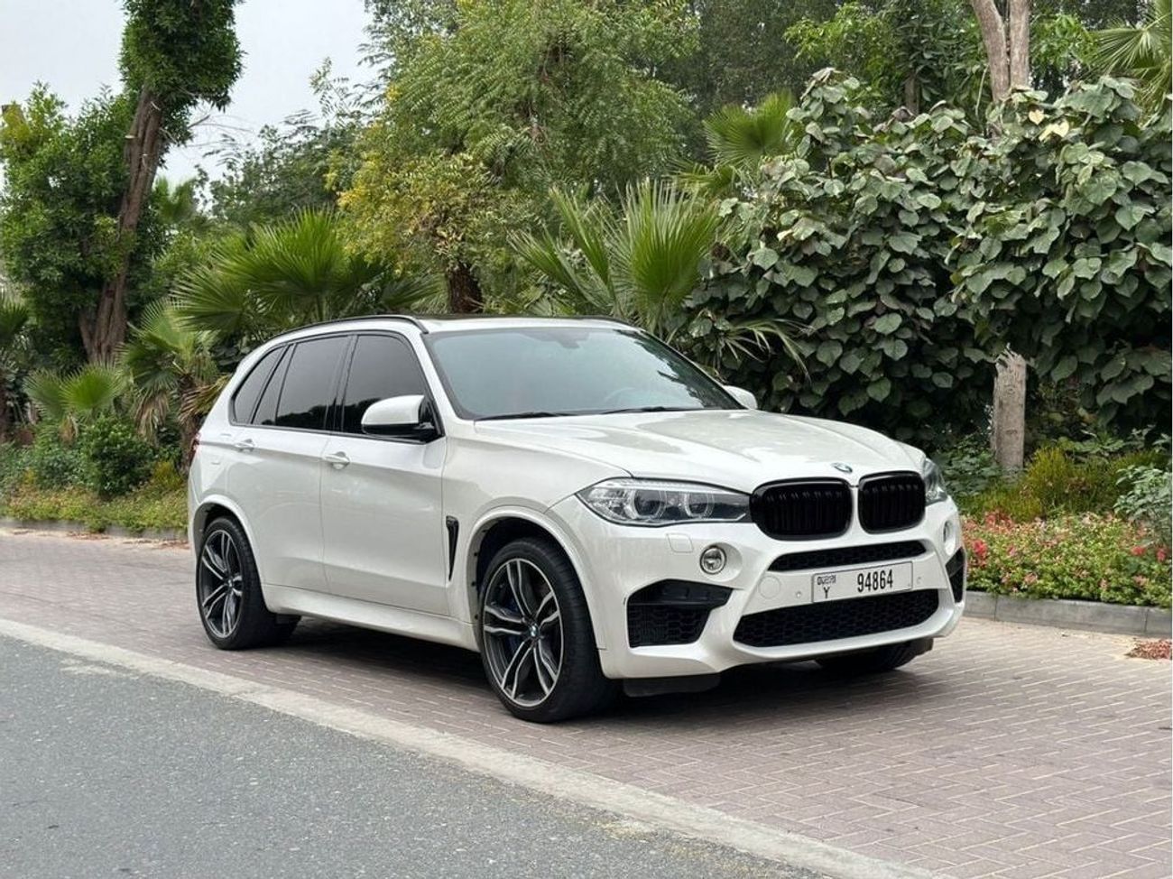 بي أم دبليو X5 M إكسكلوسيف Std 4.4L | V8 Twin-Turbo 567 HP | 2018 | xDrive (AWD) | Low mileage | Perfect Condition