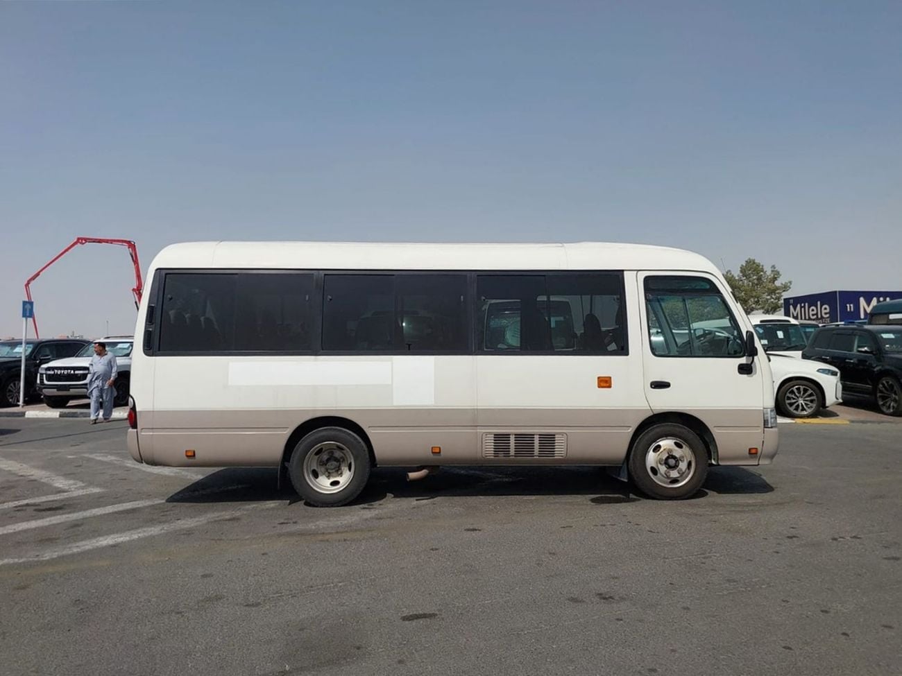 تويوتا كوستر (RAMADAN OFFER) TOYOTA COASTER BUS RHD 2012 MODEL 4.0 L DIESEL MANUAL(PM02428)