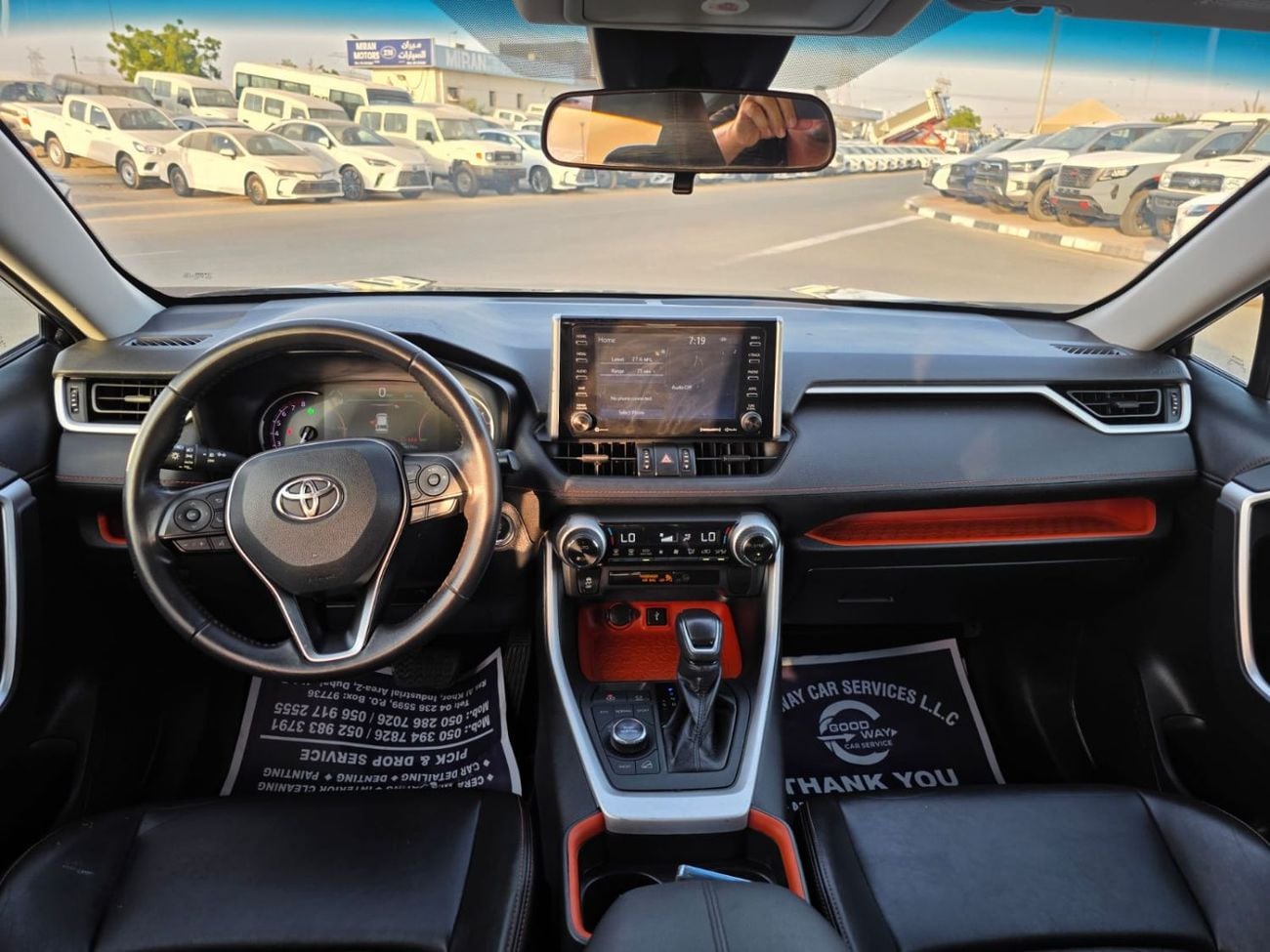تويوتا راف ٤ Advanture Edition 4x4 , Push button and Original leather seats
