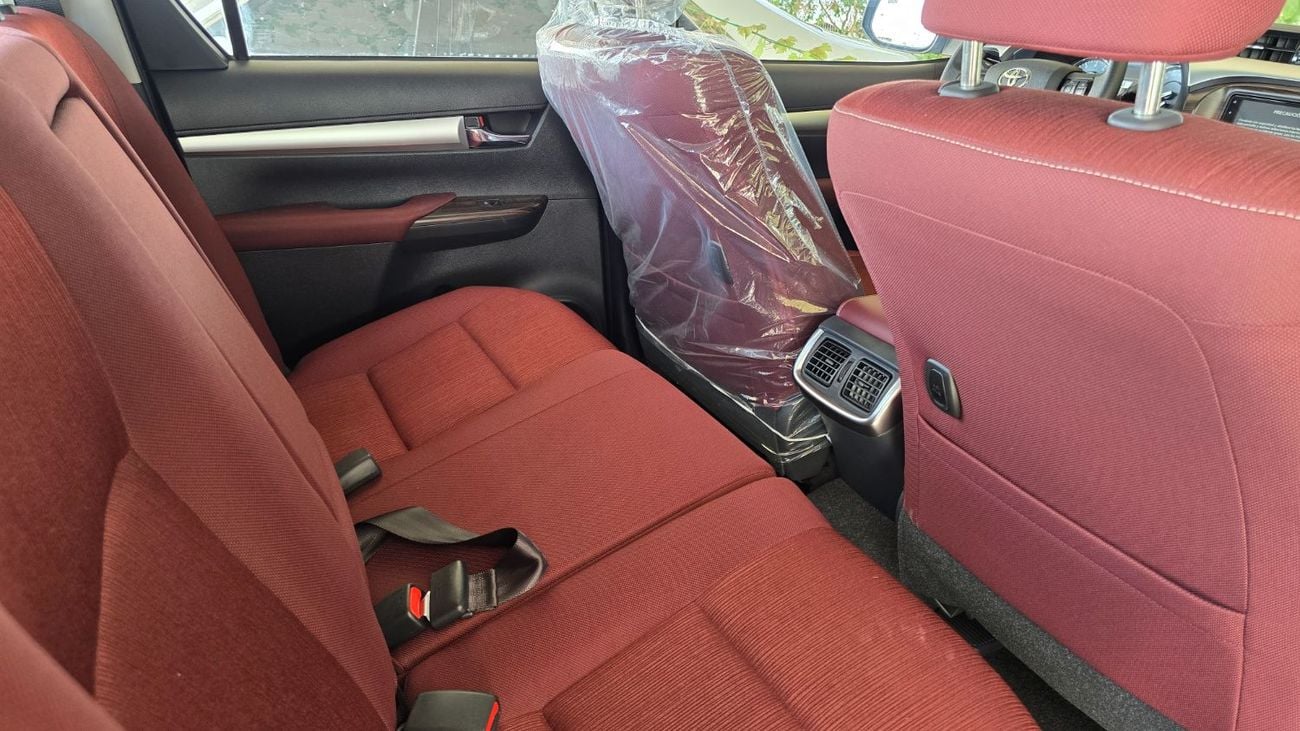 تويوتا هيلوكس TOYOTA HILUX D/C 2.7L AT FULL OPTION 2025-WHITE