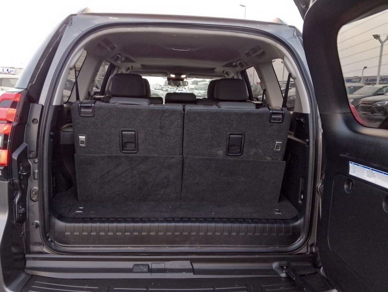 Toyota Prado Toyota prado 2021 2.8 Diesel engine Colour Grey push start Transmission Automatic Interior.Black Sun