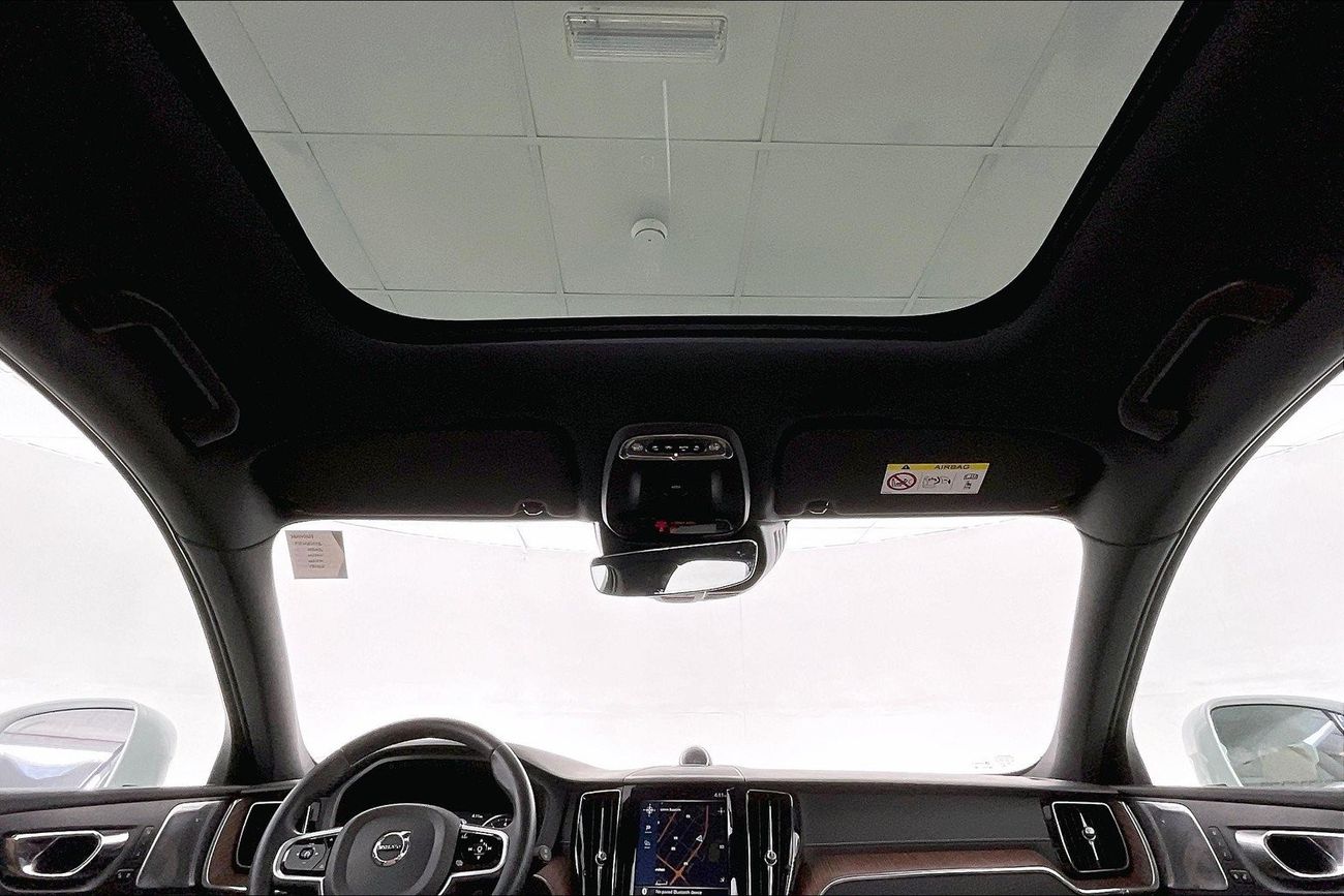 Volkswagen T ROC Trend | 1 year free warranty | 0 Down Payment