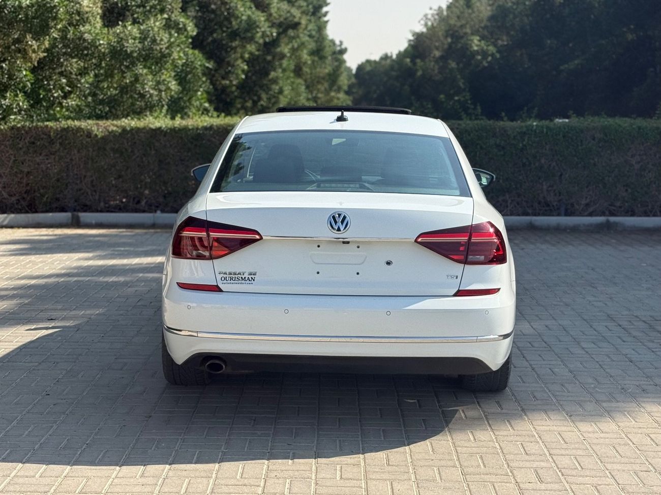 Volkswagen Passat Sport 2.5L