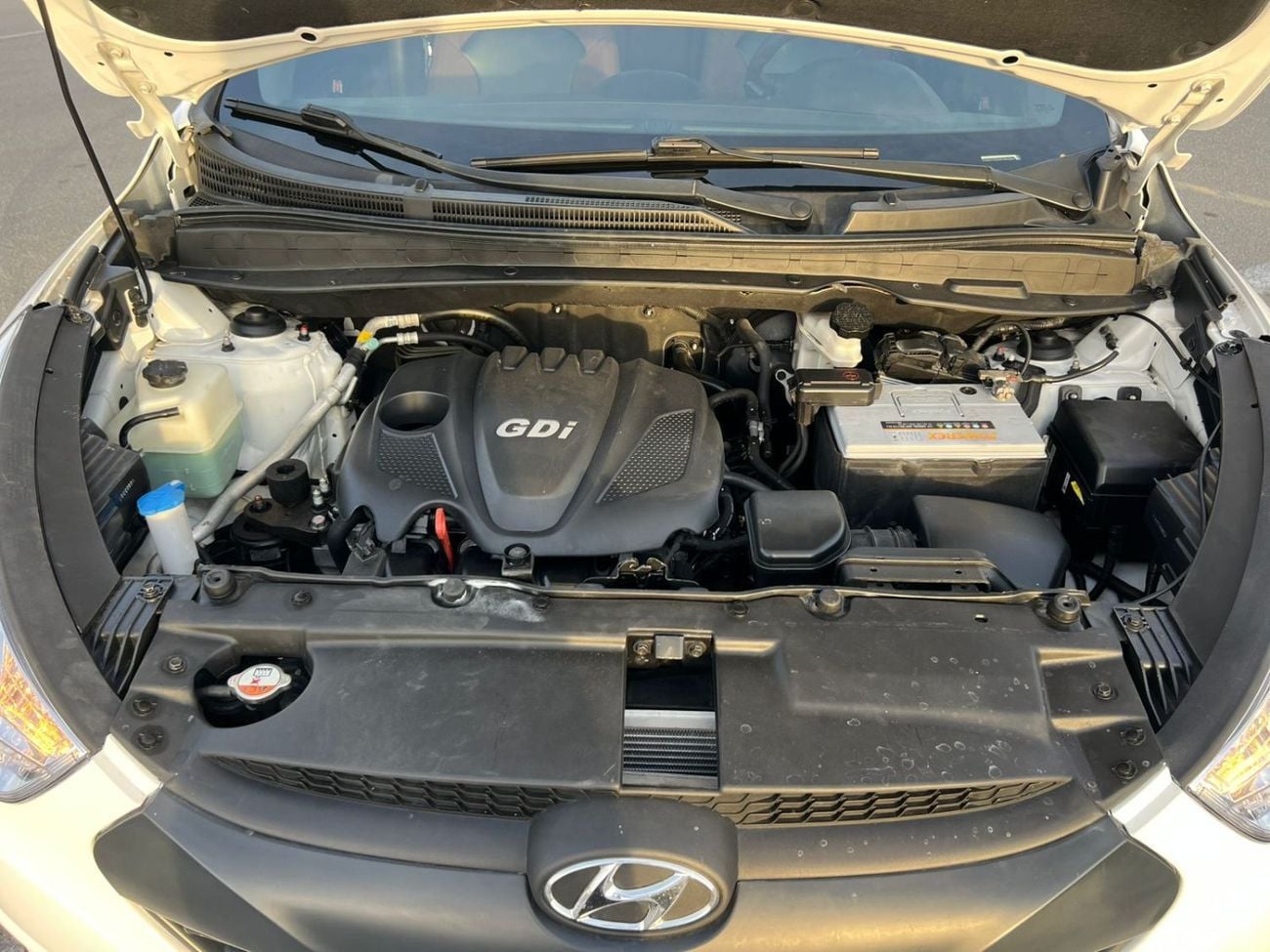 هيونداي توسون  2014 Hyundai Tucson 2.4L V4 - Rear Camera - panoramic sunroof - Leather Seats