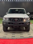Nissan Patrol Safari GL 4.8L M/T (7 Seater)