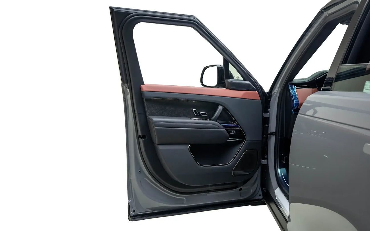 Land Rover Range Rover SV Edition Two - GCC Spec - With Al Tayer Warranty