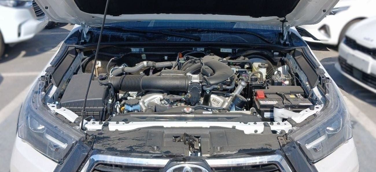 Toyota Hilux SGLX Toyota Hilux Adventure 4.0L Petrol AT 2025YM | Export Price