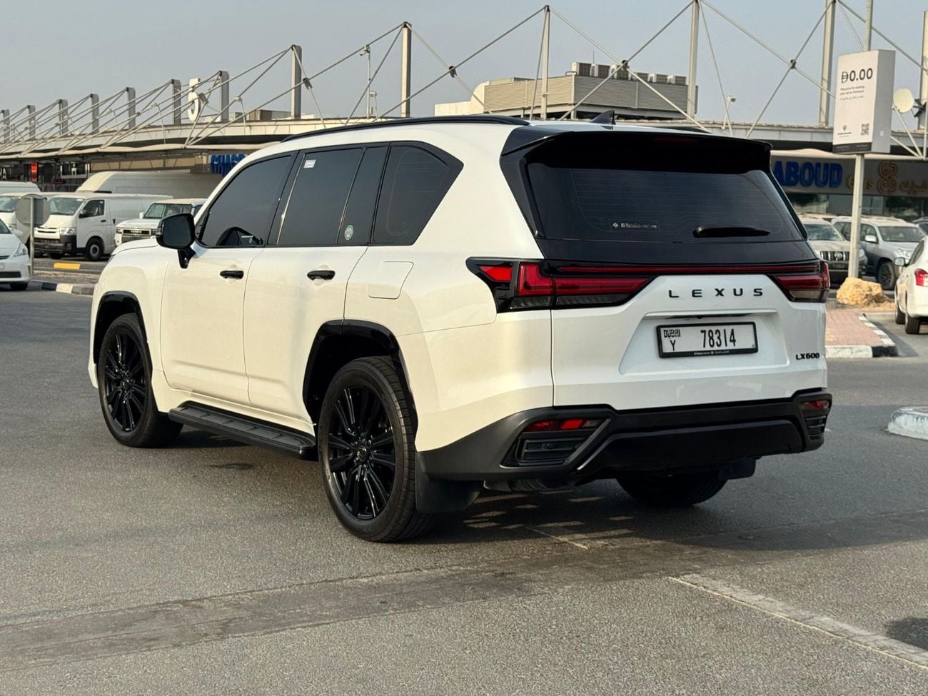 Lexus LX600 SIGNATURE