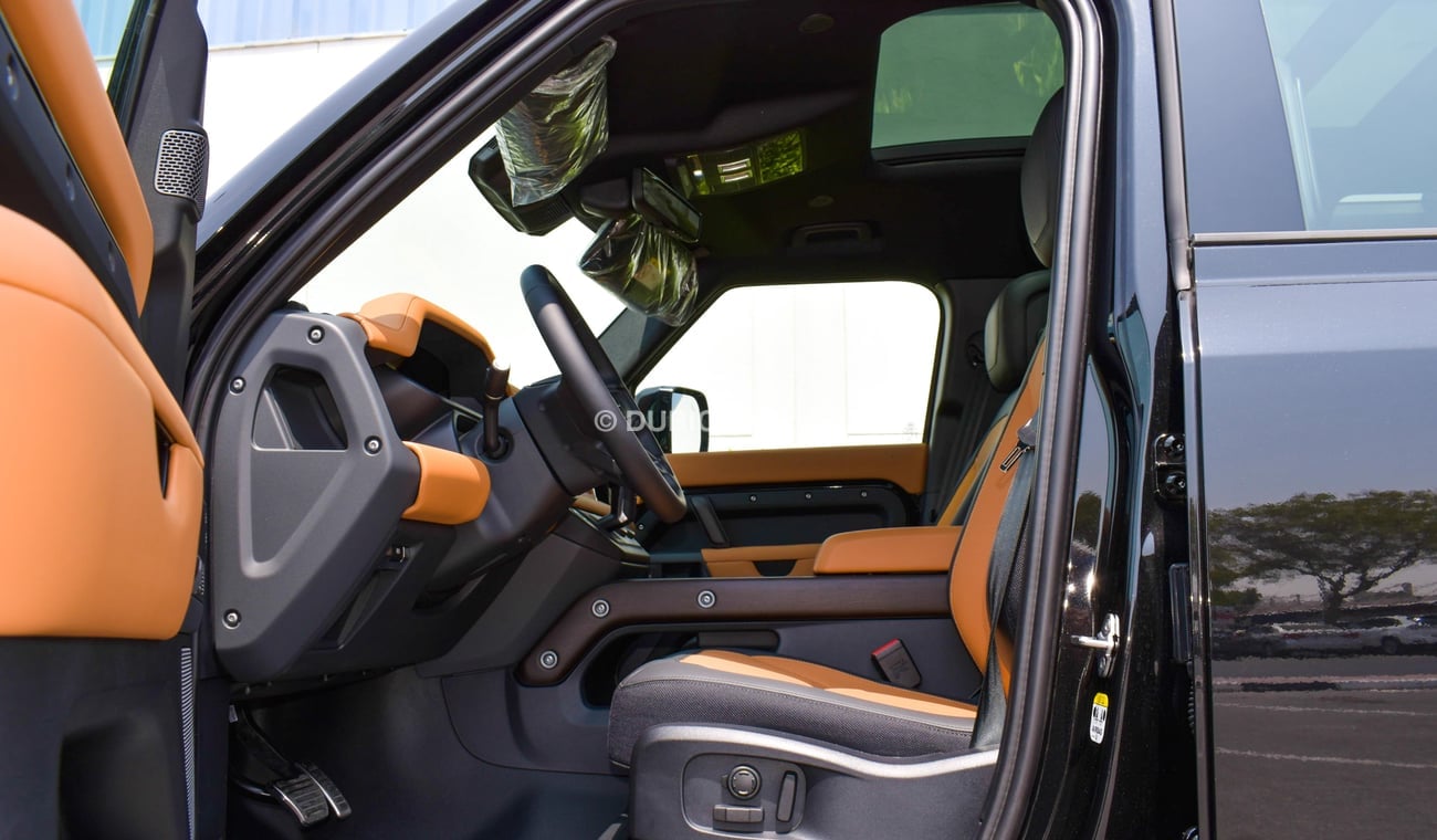 لاند روفر ديفندر 110 Pure X 3.0L P400 | Black Pack Edition | 2023