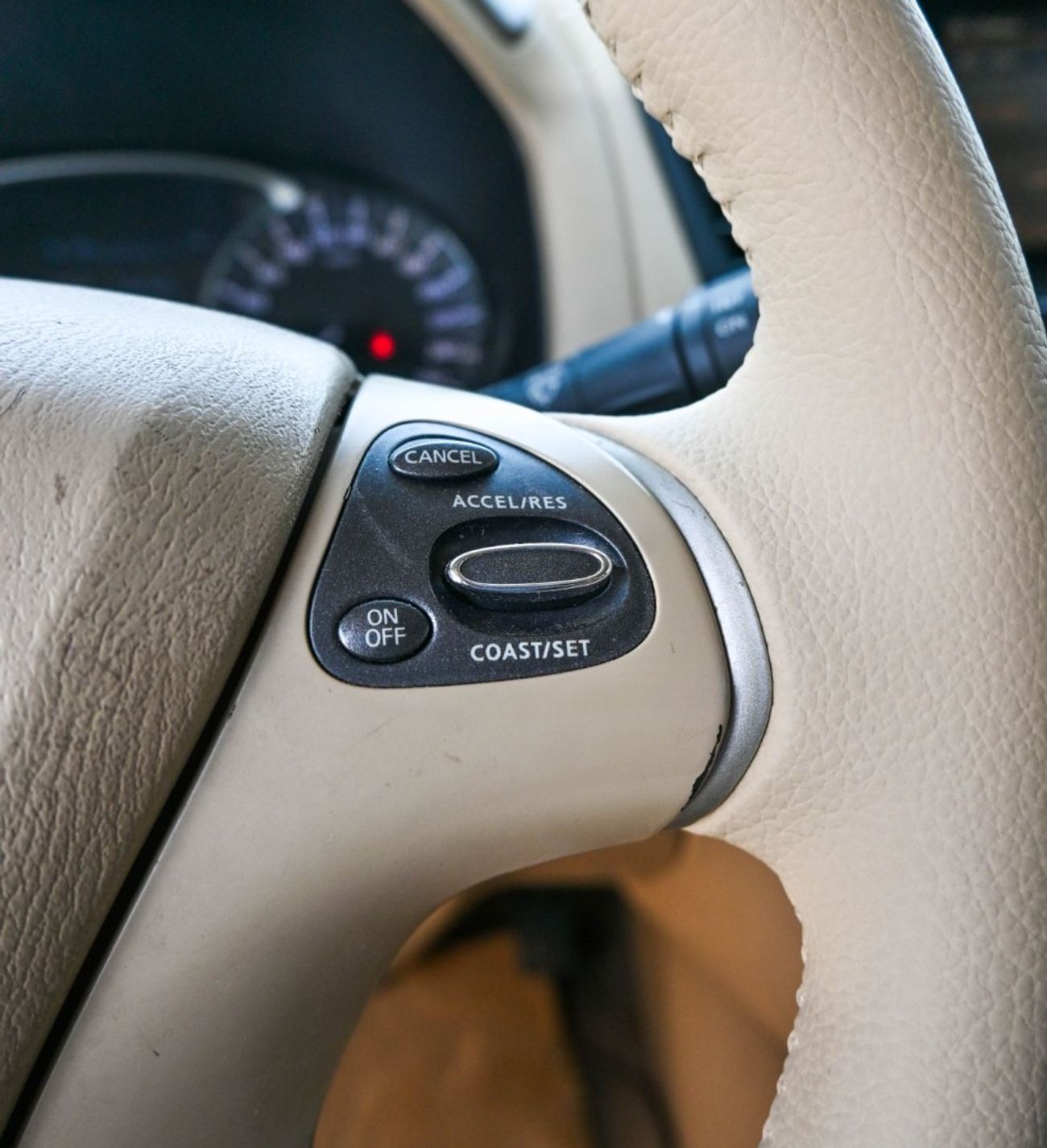 نيسان باثفايندر NISSAN PATHFINDER 2013 GCC IN EXCELLENT CONDITION