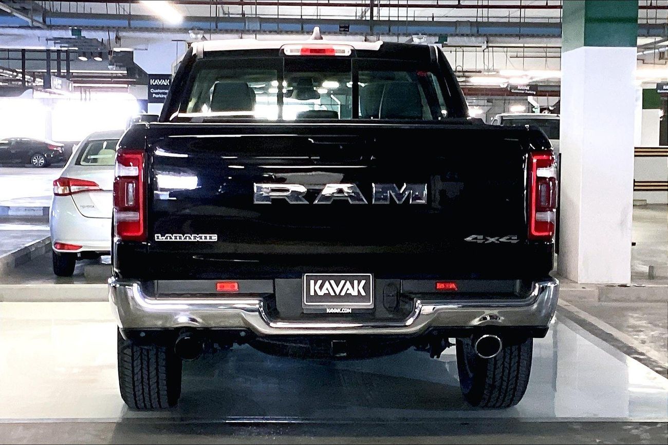 RAM 1500 Grand Laramie - Crew Cab | Guaranteed Warranty | 0 Down Payment