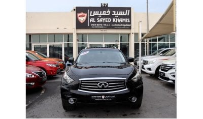 Infiniti QX70 Luxury ACCIDENTS FREE - GCC - FULL OPTION - PERFECT CONDITION INSIDE OUT