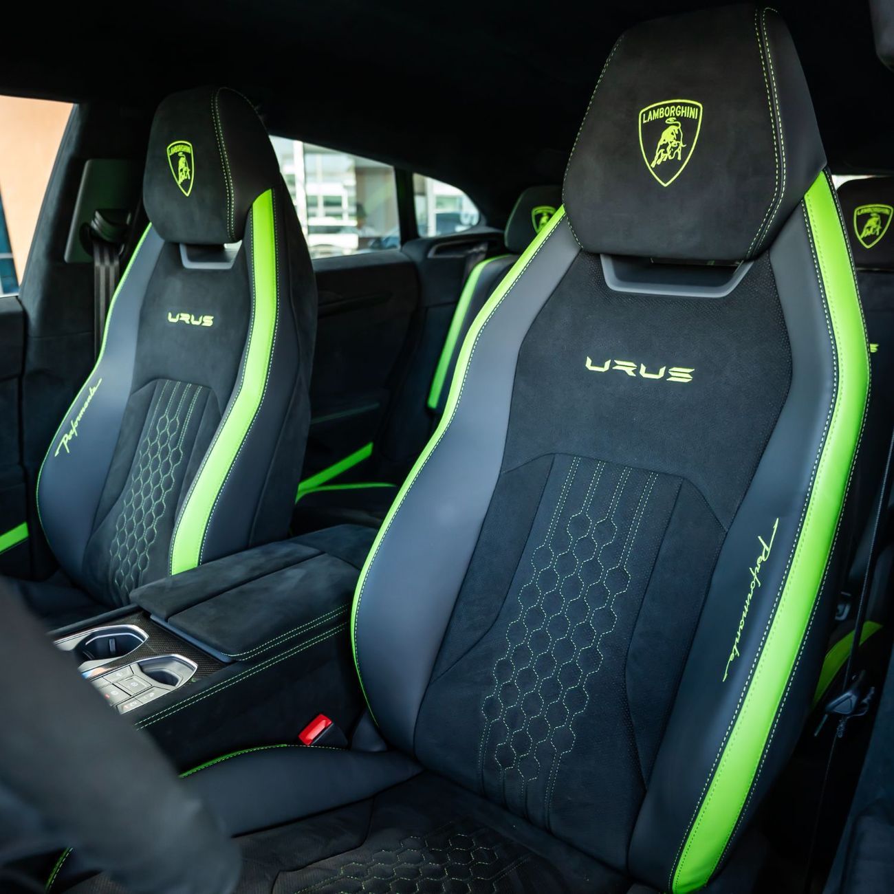 Lamborghini Urus 4.0T V8 Performante