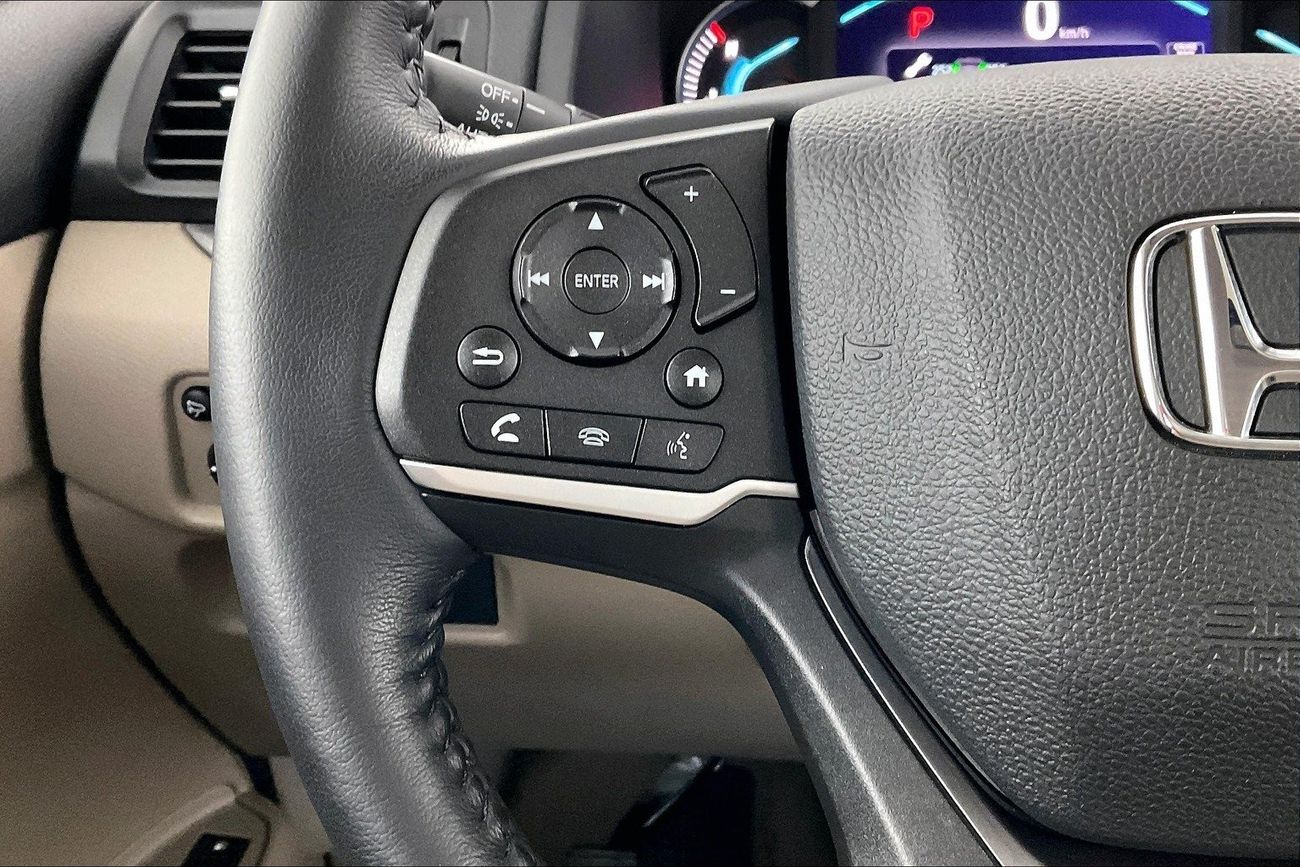 Jeep Grand Cherokee Limited Plus| 1 year free warranty | Exclusive Eid offer