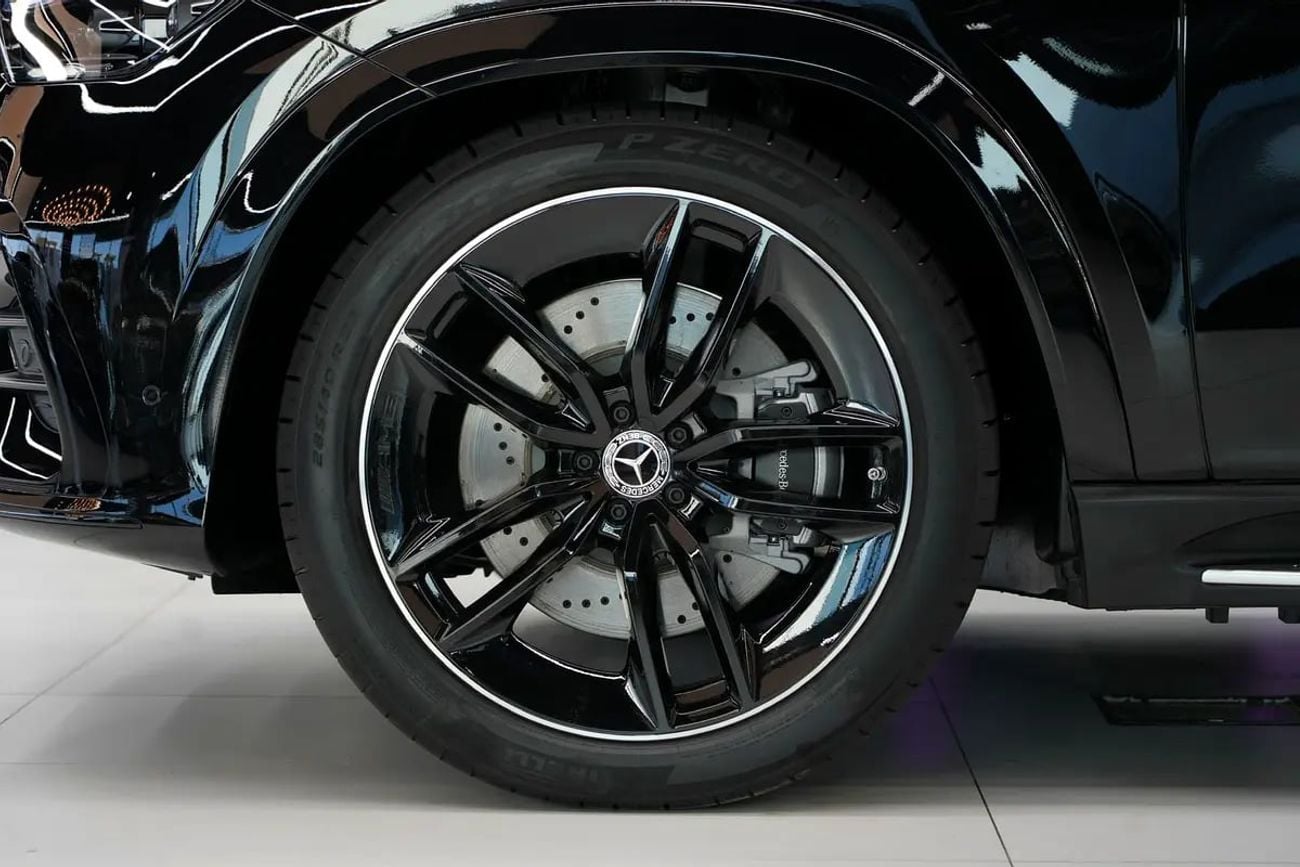 مرسيدس بنز GLE 450 4M DARK SERIES SUV | GCC 0km | Agency Warranty | AMG Package