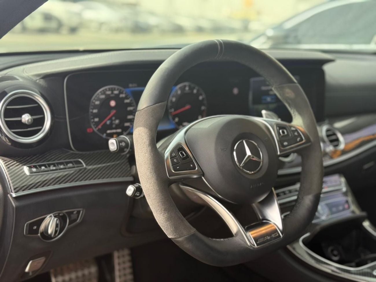مرسيدس بنز E 63 AMG S