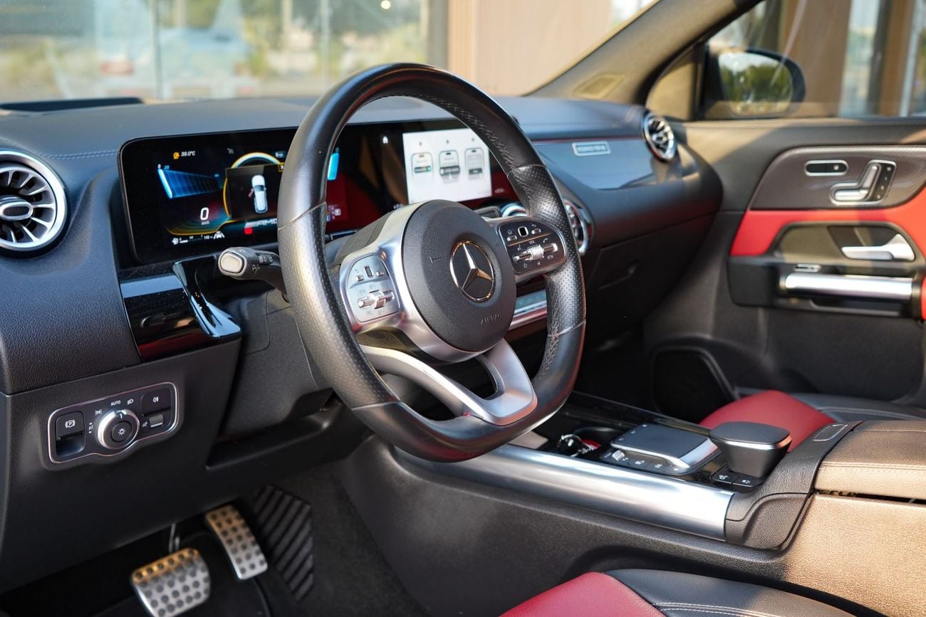 Mercedes Benz GLA 35 AMG 4MATIC