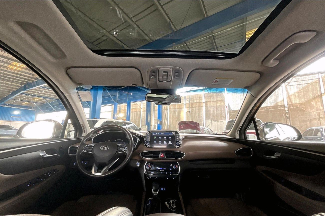 Hyundai Santa Fe Premium + | Carnival Sale • UP TO AED 20,000 OFF | Guaranteed Warranty | 0 Down Payment