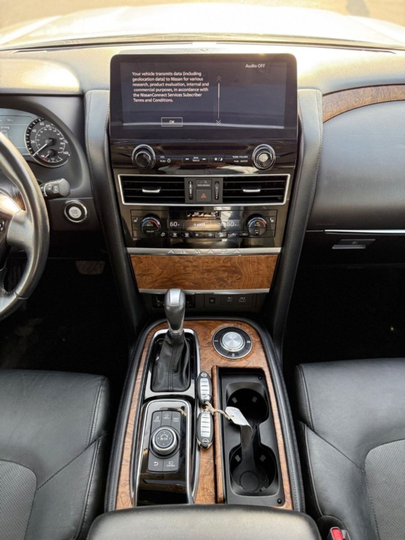 نيسان أرمادا SL 360 camera, Sunroof Full Option