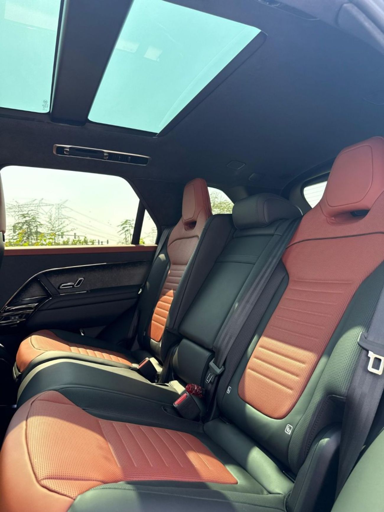 لاند روفر رينج روفر سبورت Range Rover Sport SV P635