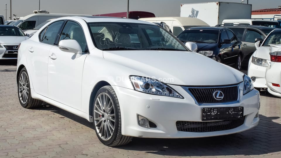 Lexus IS 300 for sale AED 28,000. White, 2010