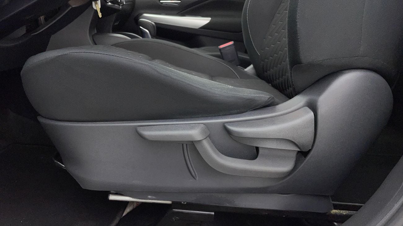 Nissan Kicks SV 1.6 | Zero Down Payment | Free Home Test Drive