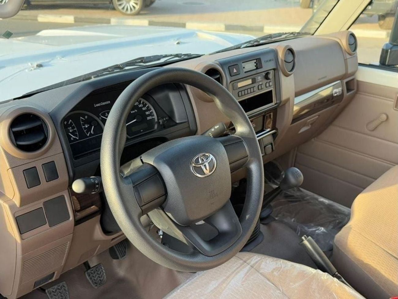 Toyota Land Cruiser EXPORT ONLY - LC 78 E MANUAL TRANSMISSION