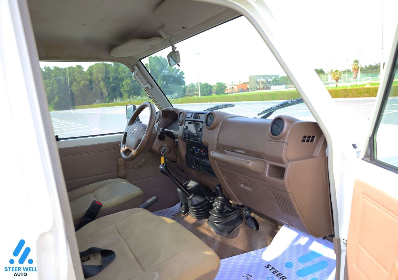 Toyota Land Cruiser Pick Up 79 EXR 2015 Single Cab Pick Up 4.0L - Petrol M/T - GCC Specs - Ready to Drive - Book Now