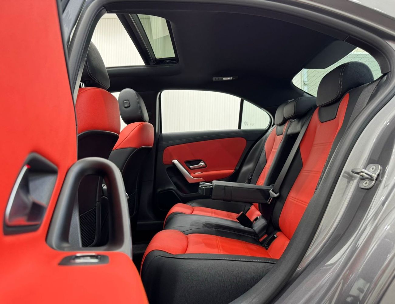 مرسيدس بنز A 200 AMG *Brand New* 2024 Mercedes Benz A200, 5 Years Mercedes Warranty, Delivery Kms, GCC