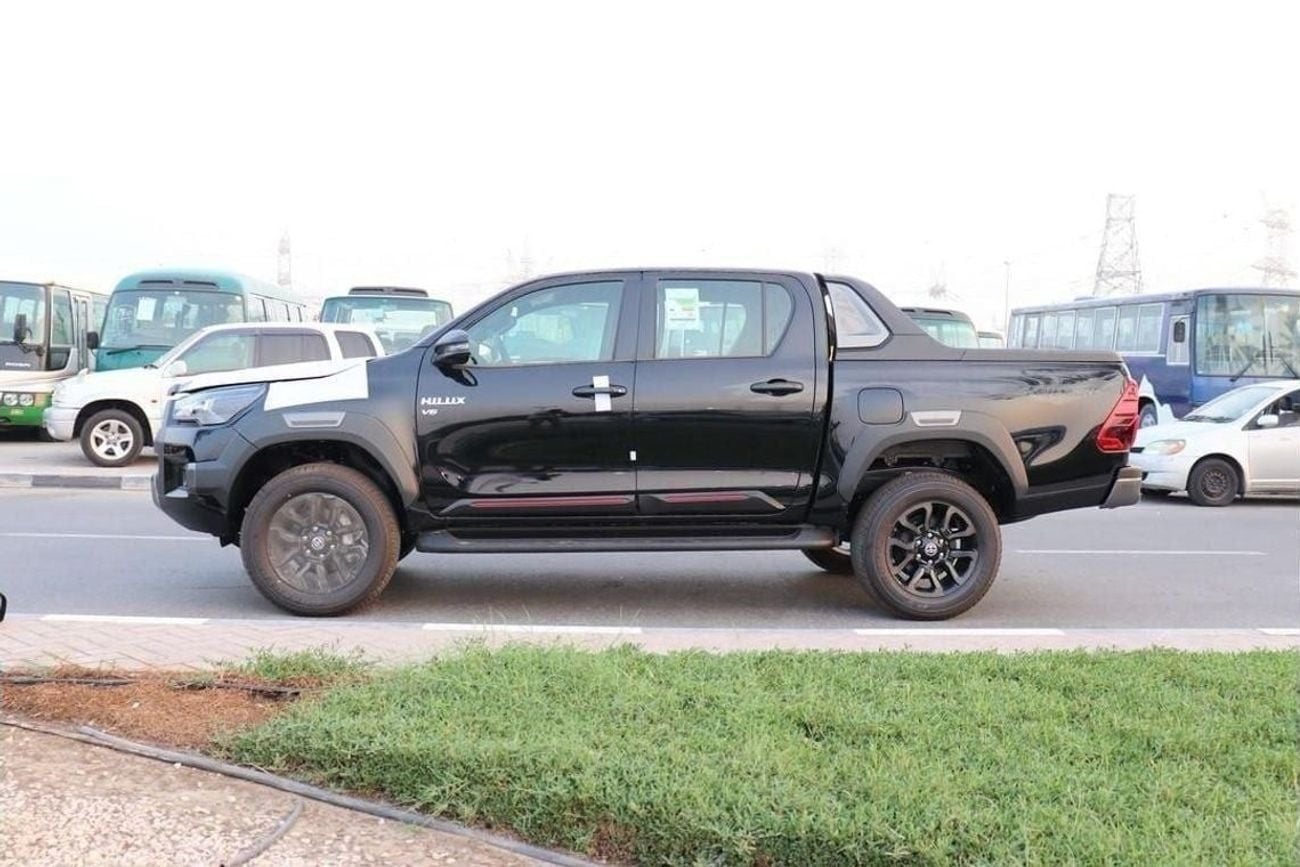 تويوتا هيلوكس 2025 TOYOTA HILUX ADVENTURE V6 4.0L PETROL 4WD AT