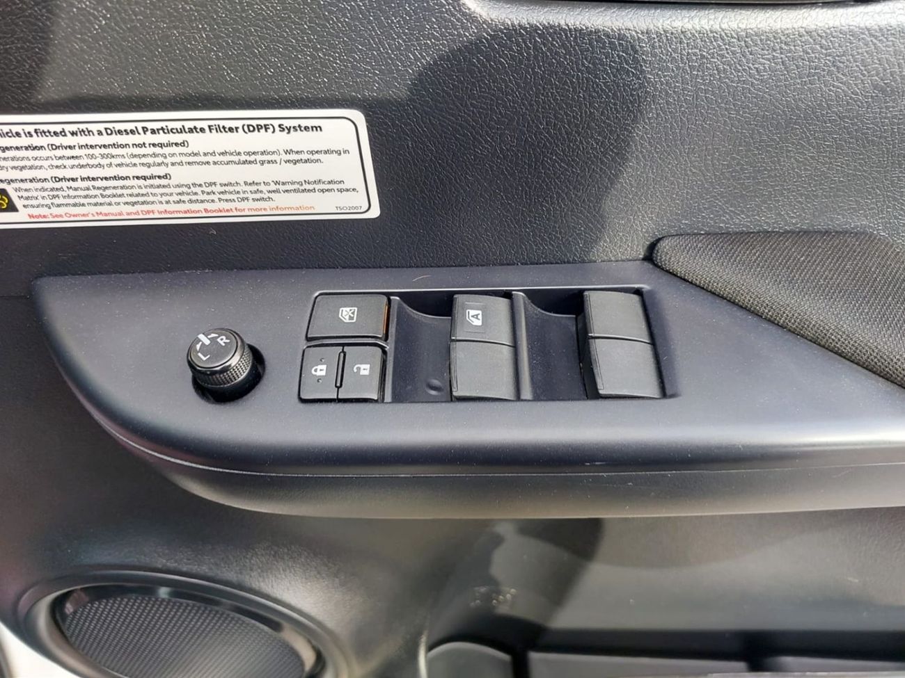 Toyota Hilux TOYOTA HILUX PICK UP RHD 2022 MODEL 2.8 L DIESEL AUTOMATIC(PM71300)