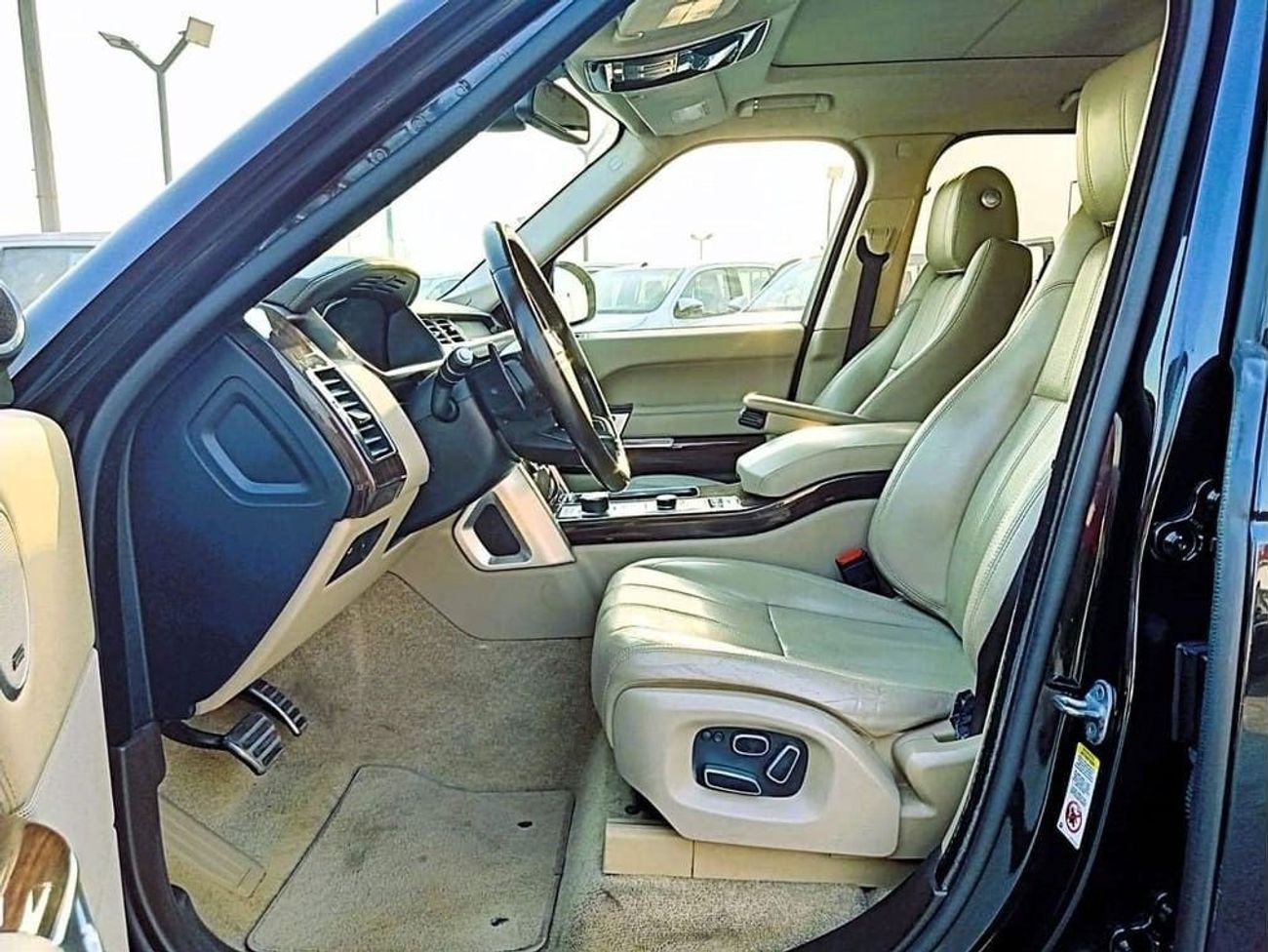 Land Rover Range Rover Autobiography 5.0 L A/T 2015 MODEL BLACK COLOR USED AS SEEN