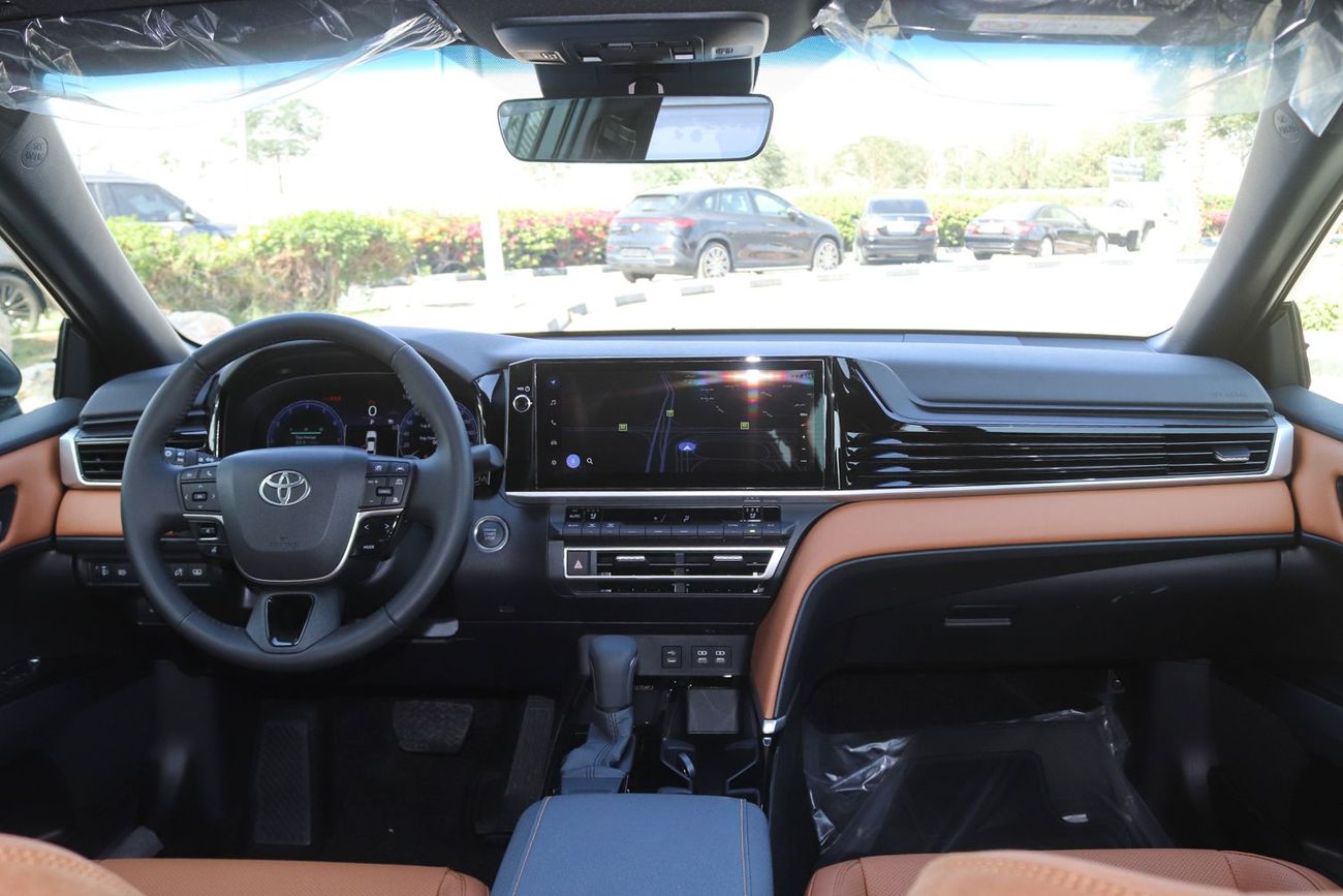 تويوتا كامري 2026 Model Toyota Camry GLE, 2.5L Petrol 2WD A/T